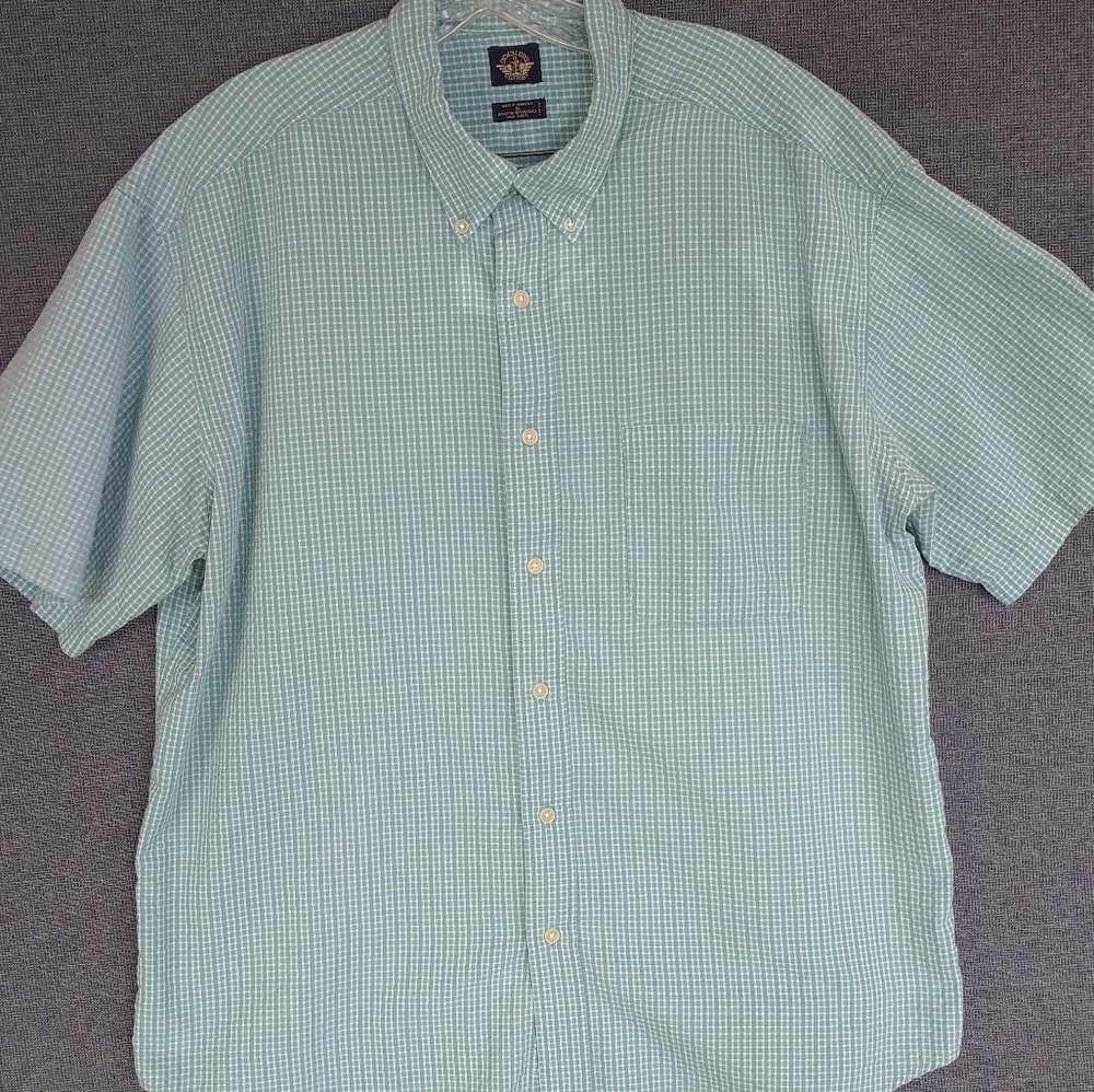 Dockers Men's Short Sleeve Seersucker Shirt Large Light Blue Size XL